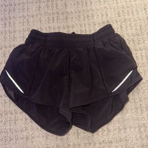 SIZE 4! ANOTHER PAIR!